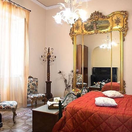 La Casa Di Via Narbone Hotel Palermo Luaran gambar