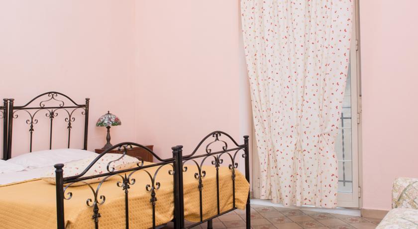 La Casa Di Via Narbone Hotel Palermo Bilik gambar