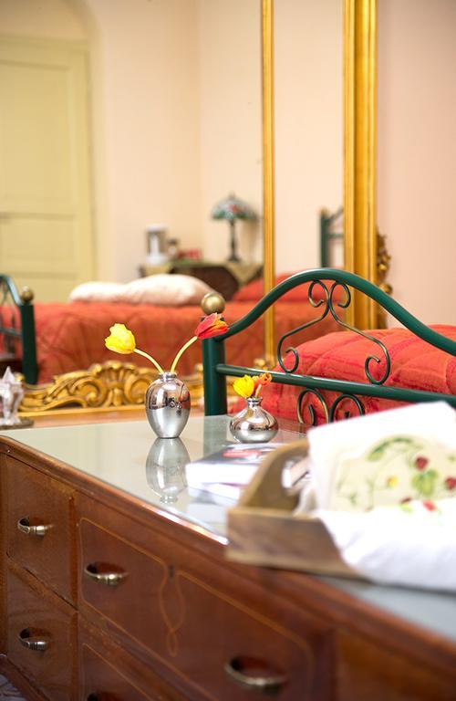 La Casa Di Via Narbone Hotel Palermo Luaran gambar